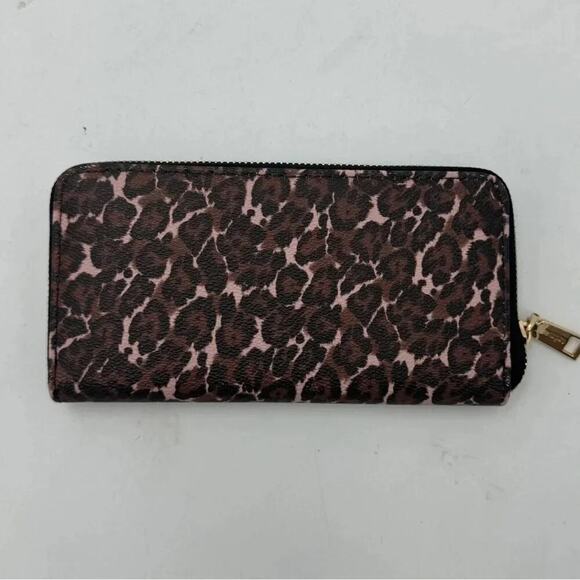NEW Trina Turk Wallet Leopard - Picture 2 of 6